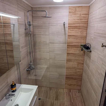 Apartment динати