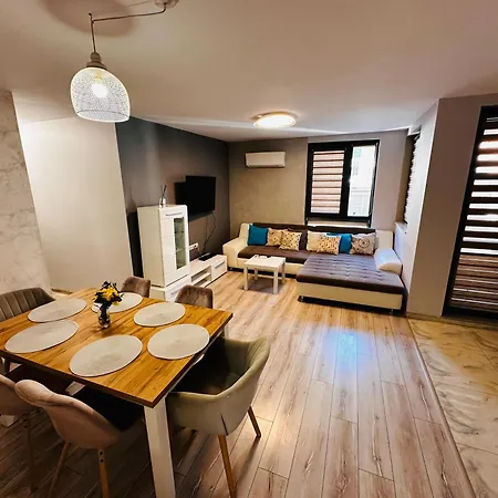 динати Apartment Plovdiv