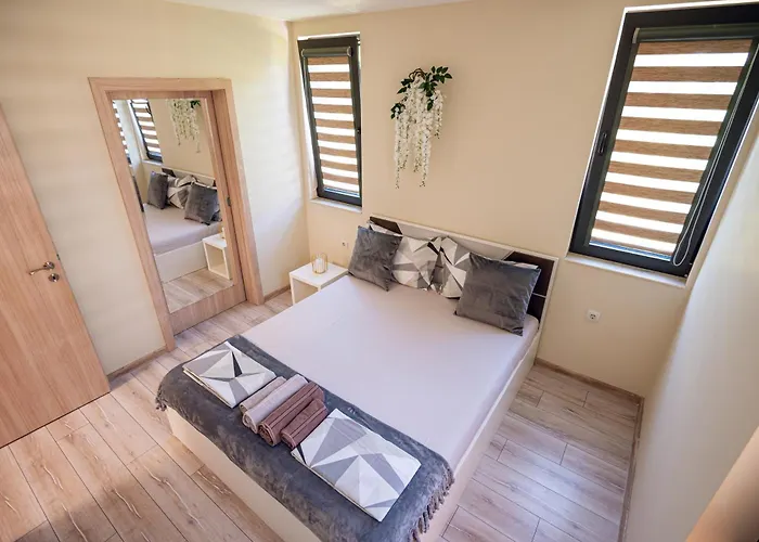 динати * Пловдив